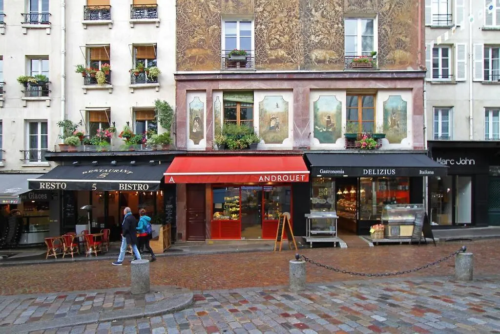 Appartamento In The 5th Parigi
